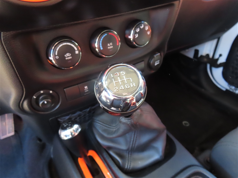2012 Jeep Wrangler Unlimited Sport - Photo 15