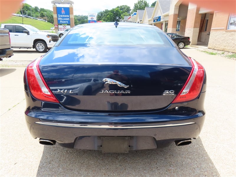 2015 Jaguar XJ Portfolio - Photo 6